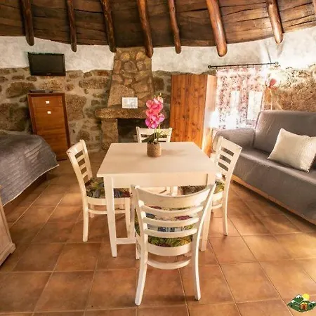 Casa di campagna Chozos Rurales El Solitario Banos De Montemayor