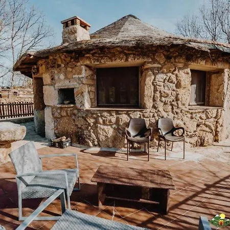 Chozos Rurales El Solitario * Banos De Montemayor