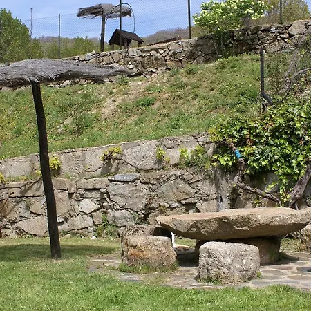 Casa de Campo Chozos Rurales El Solitario Banos De Montemayor