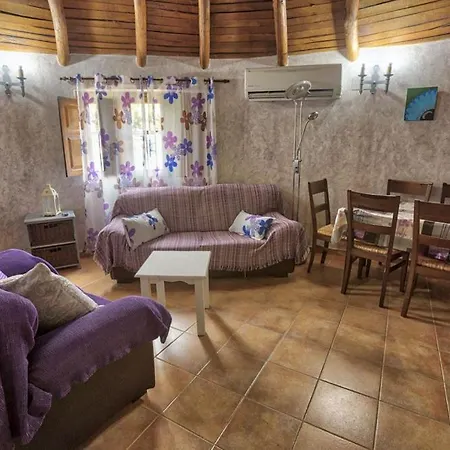 Chozos Rurales El Solitario *