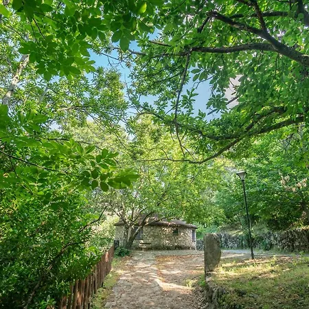 Chozos Rurales El Solitario * Banos De Montemayor