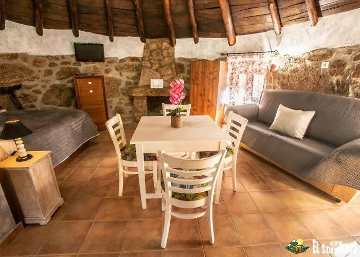 Venkovský dům Chozos Rurales El Solitario Banos De Montemayor