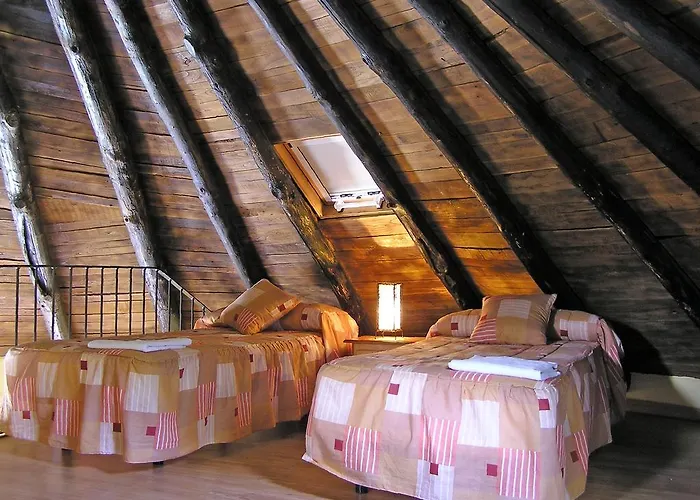 Casa de Campo Chozos Rurales El Solitario Banos De Montemayor