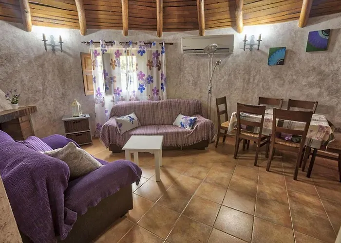 Chozos Rurales El Solitario *