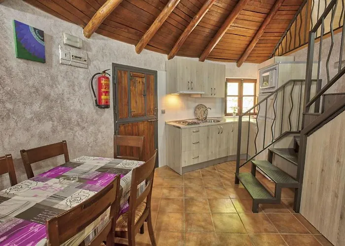 Venkovský dům Chozos Rurales El Solitario Banos De Montemayor